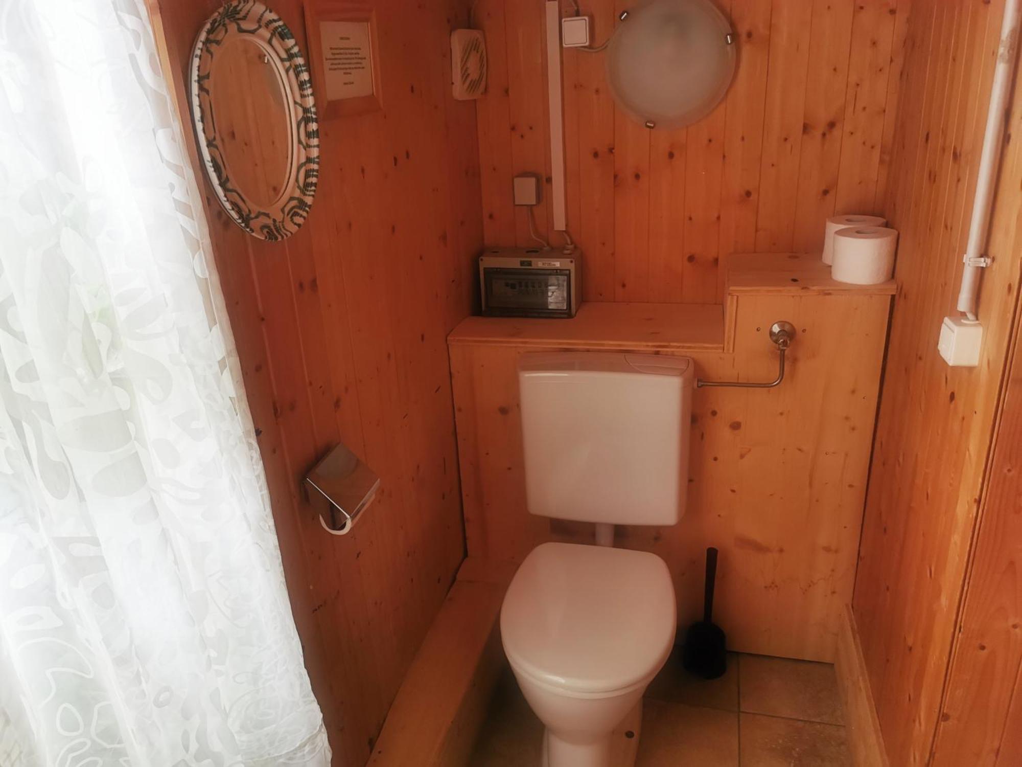 Schnaitstadl-Alm Selbstversorgerhuette Krispl Buitenkant foto