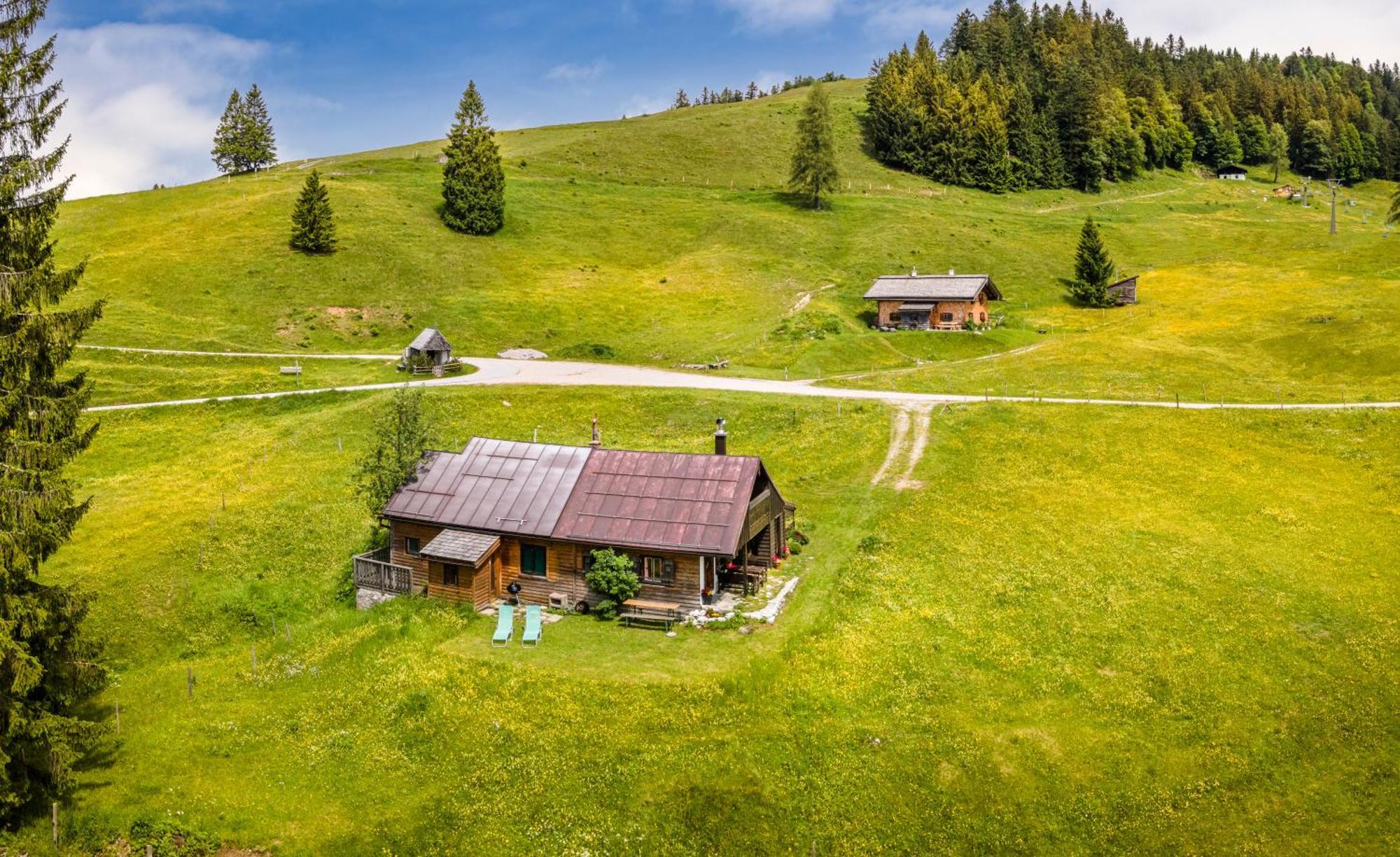 Schnaitstadl-Alm Selbstversorgerhuette Krispl Buitenkant foto