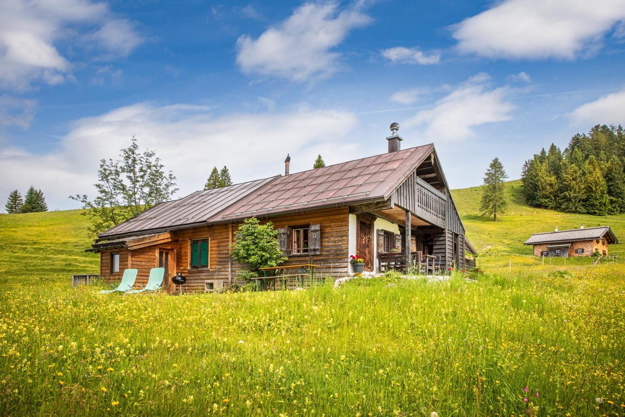 Schnaitstadl-Alm Selbstversorgerhuette Krispl Buitenkant foto